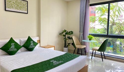 Deluxe Double Room with Bath