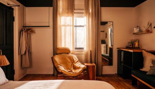Standard King Room