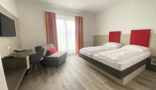 Superior Double Room with Balcony
