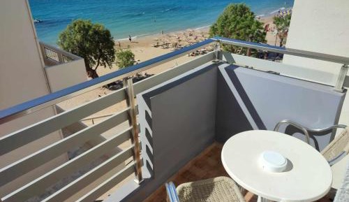 Double or Twin Room with Sea View