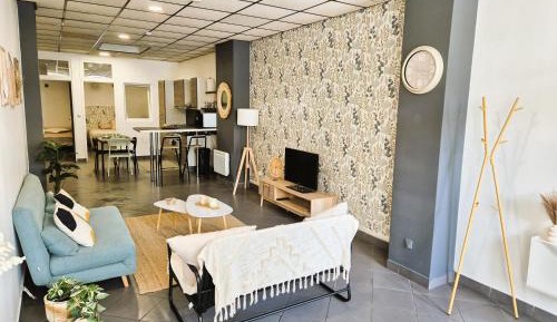 Two-Bedroom Deluxe Apartment