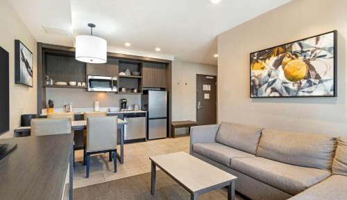 Queen Suite with Two Queen Beds and Sofa Bed
