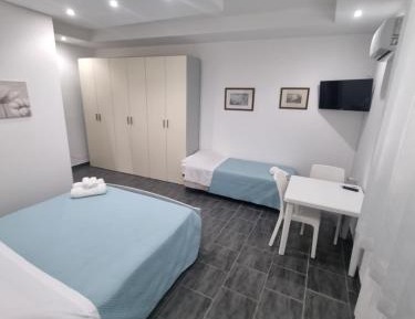 Triple Room with Private Bathroom