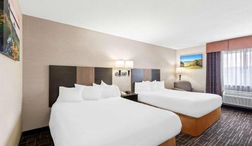 Queen Room with Two Queen Beds - Non-Smoking