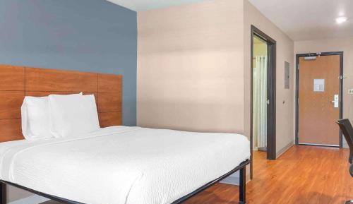 Standard Double Room - Non-Smoking