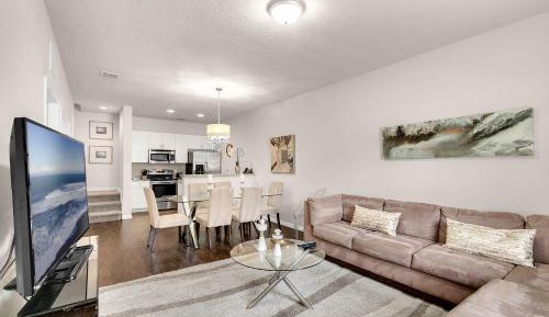 Three-Bedroom Holiday Home 