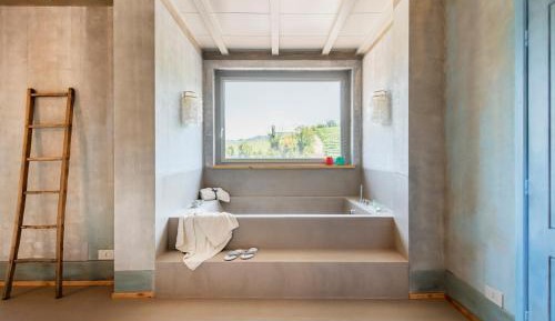 Deluxe Double Room with Bath