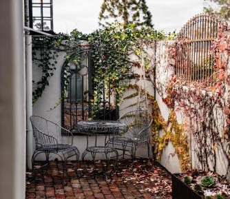 Blanche Residence With Private Courtyard