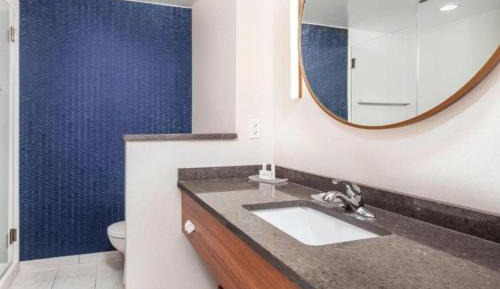 King Guest Room