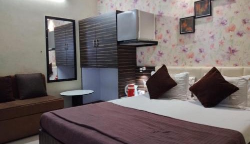 Large Double Room