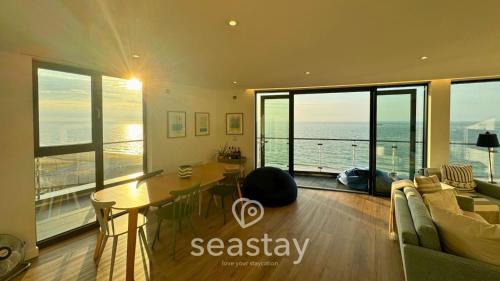 Penthouse Apartment