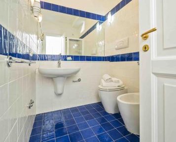Deluxe Double Room with Extra Bed