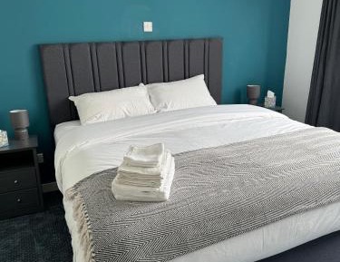 Deluxe King Room