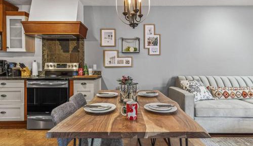 Two-Bedroom Deluxe Apartment