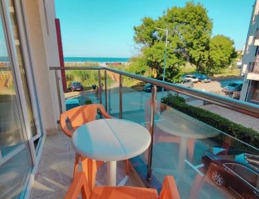 Double or Twin Room with Partial Sea View
