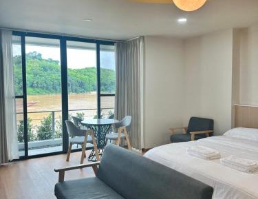 Apartment with View and Balcony