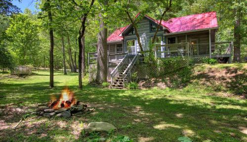 Three-Bedroom Holiday Home 
