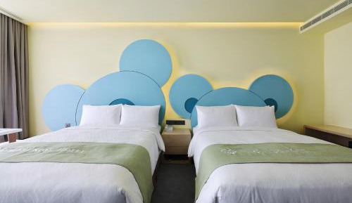 Premium Quadruple Room