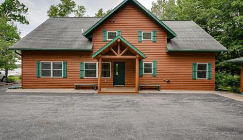 Eight-Bedroom House