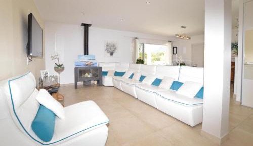 Four-Bedroom Holiday Home