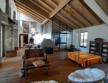 King Room with Mountain View