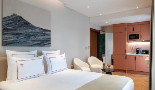 Deluxe Room with Terrace