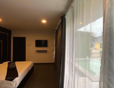 King Room with Pool View