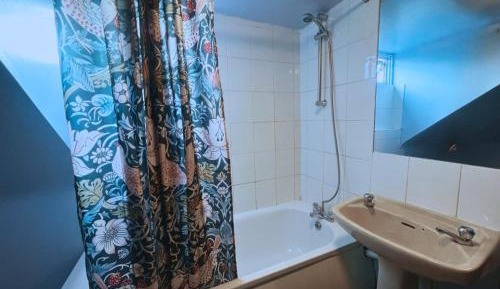 Twin Room with Shared Bathroom