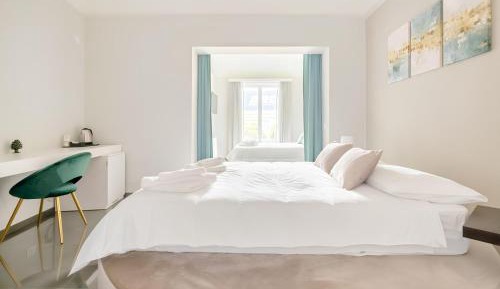 Luxury Quadruple Room