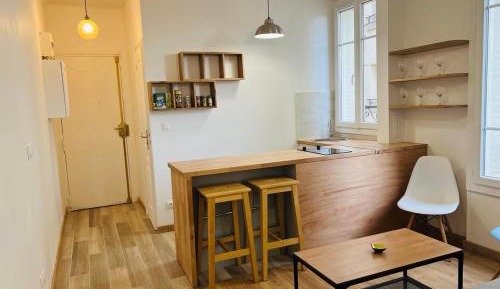 One-Bedroom Apartment