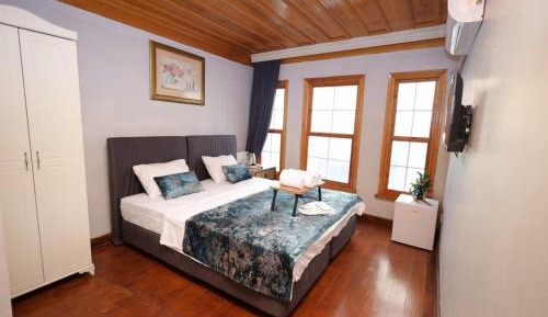 Deluxe Single Room