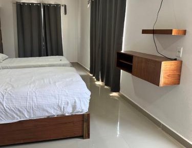 Twin Room with Private Bathroom