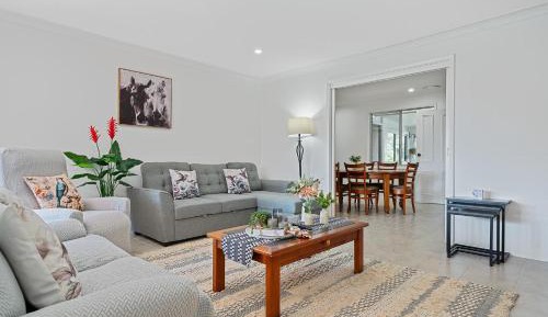 Four-Bedroom Holiday Home