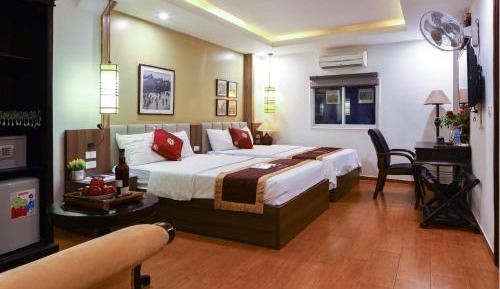 Quadruple Room with Private Bathroom