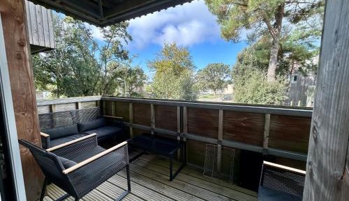 Superior One-Bedroom Apartment with Balcony