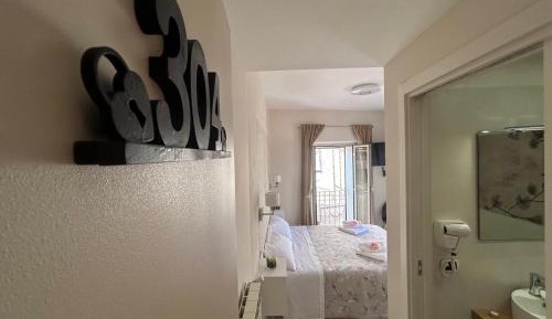 Double Room with Private Bathroom