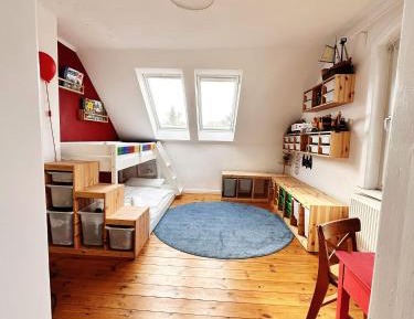 Basic Triple Room with Shared Bathroom