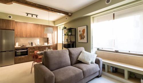 One-Bedroom Apartment