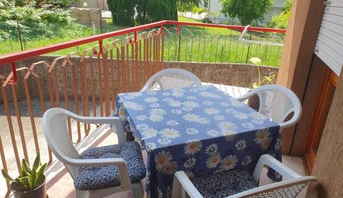 Superior One-Bedroom Apartment with Balcony