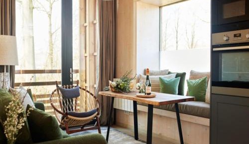 One-Bedroom Holiday Home