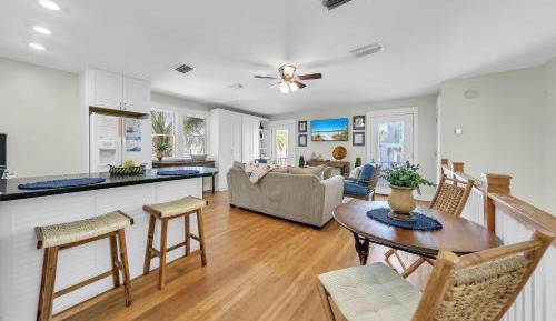 One-Bedroom Holiday Home