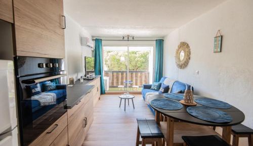 Studio with Balcony