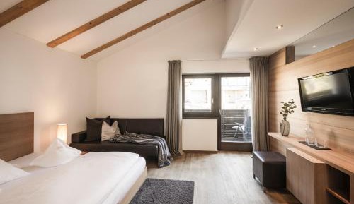 Single Room with Balcony