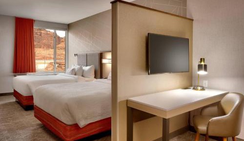 Queen Suite with Two Queen Beds