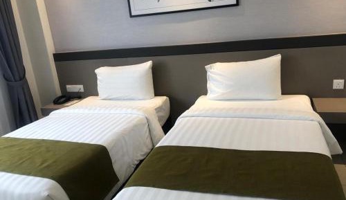 Standard Twin Room