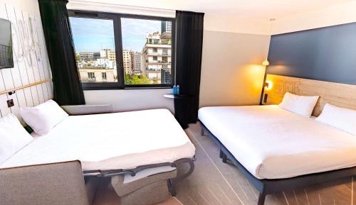 Standard Family Suite with One Double Bed and Sofa