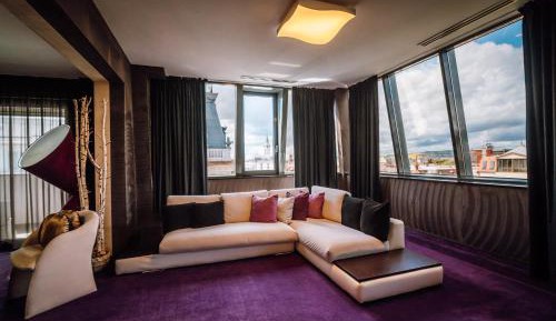 Penthouse Suite