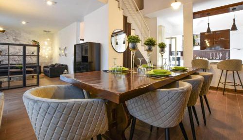 Three-Bedroom Holiday Home 
