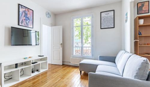 Apartment with Park View