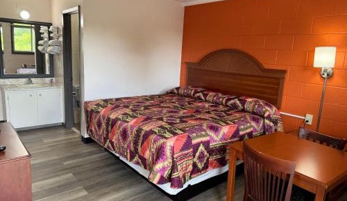 Standard King Room
